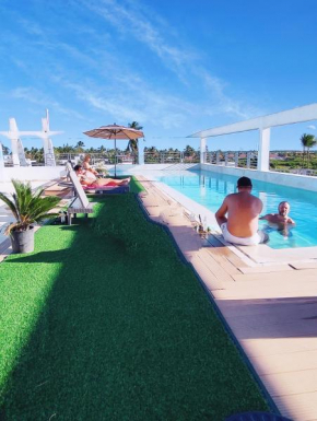 EXECUTIVE SUITES DUCASSI - ROOFTOP POOL and BEACH CLUB